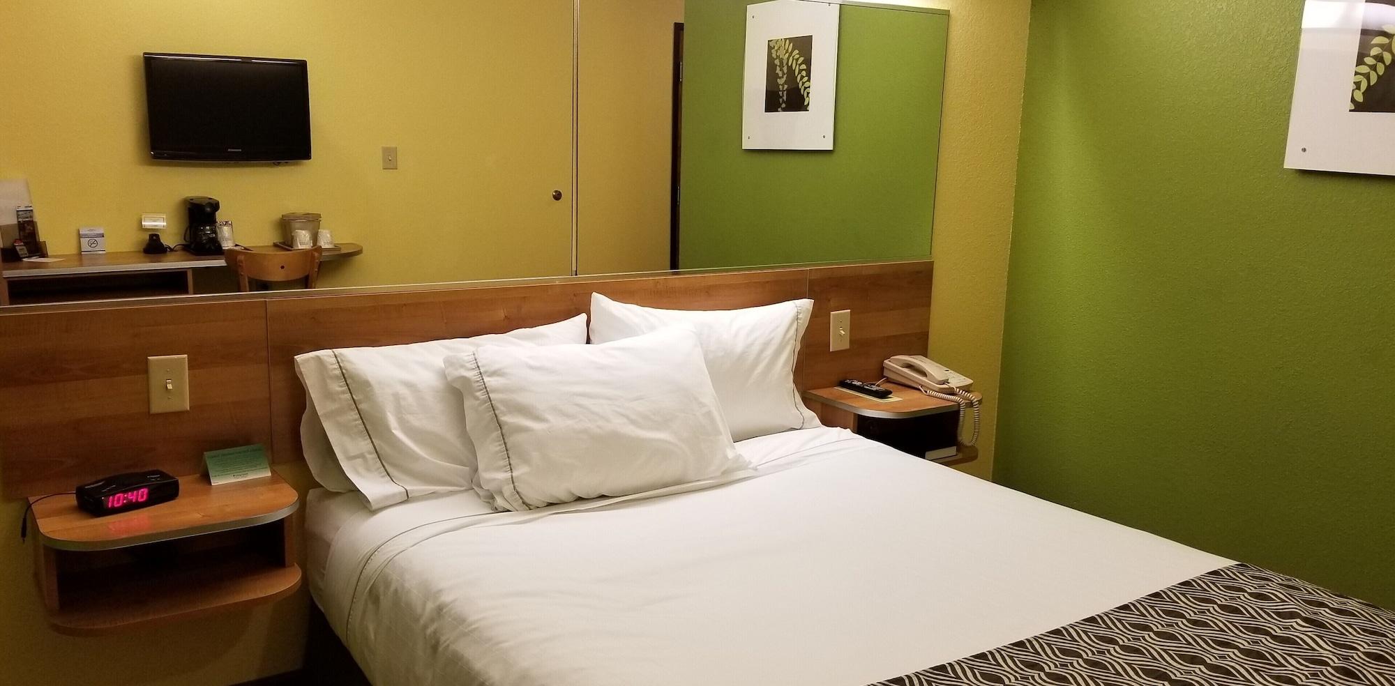 Microtel Inn & Suites By Wyndham Delphos Ngoại thất bức ảnh