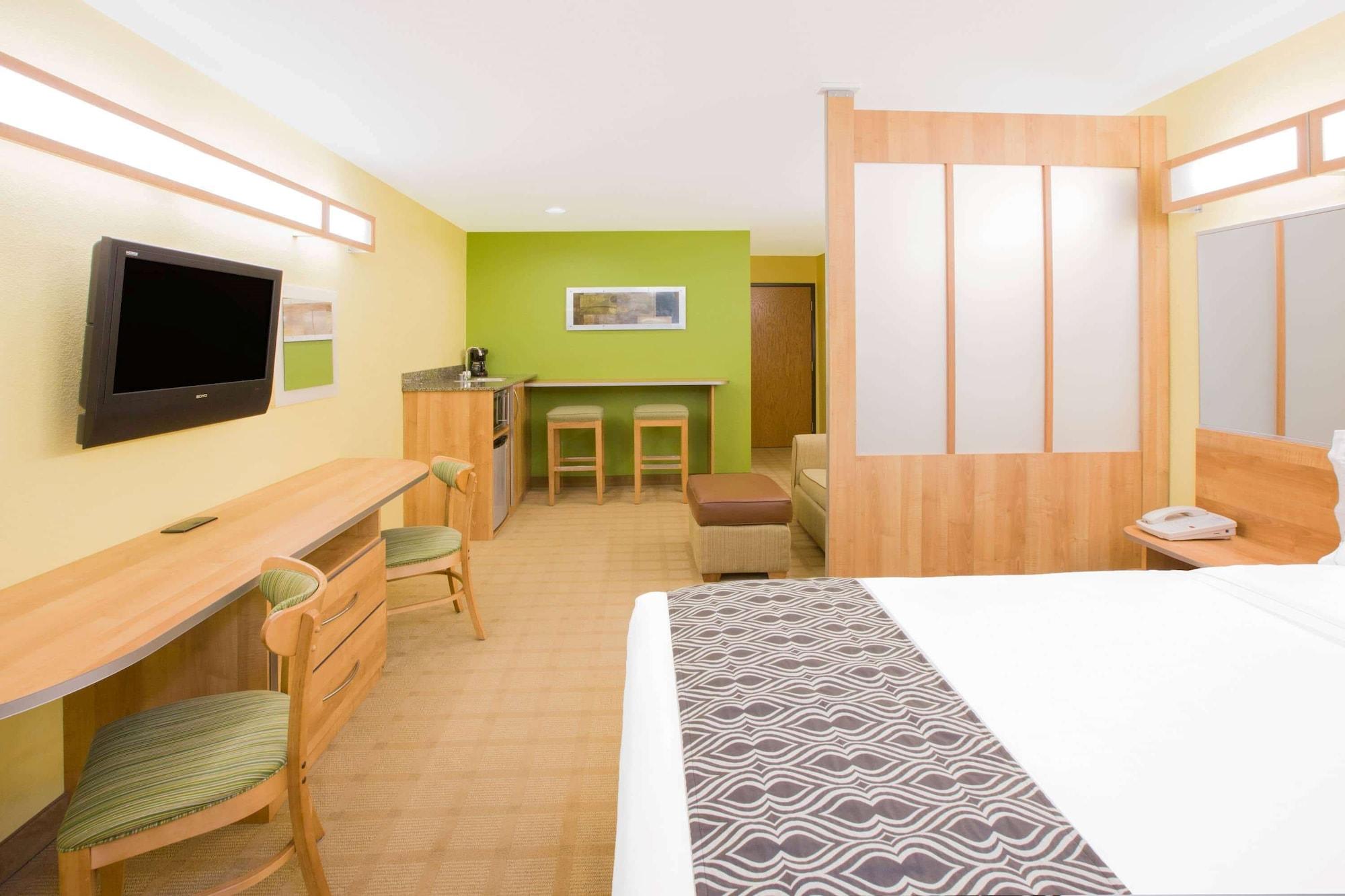 Microtel Inn & Suites By Wyndham Delphos Ngoại thất bức ảnh
