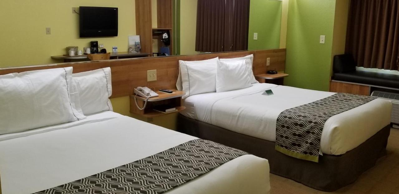 Microtel Inn & Suites By Wyndham Delphos Ngoại thất bức ảnh